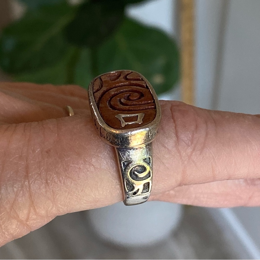 Silpada 925 Silver and Carved Wood-Inset "Live Your Best Life" Ring Size 7.5-8
